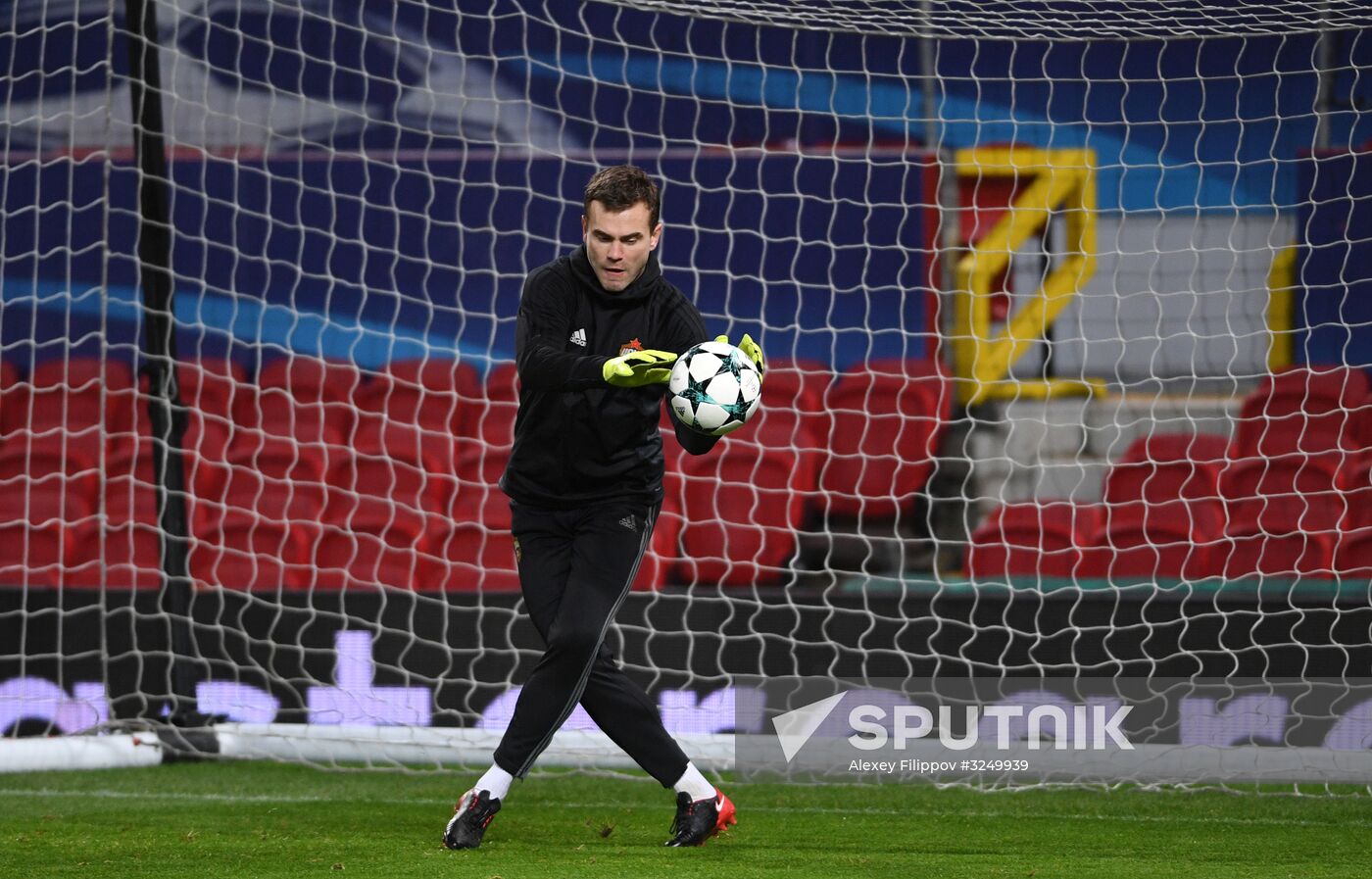 Football. Champions League. CSKA's training session