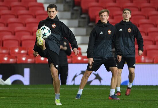 Football. Champions League. CSKA's training session
