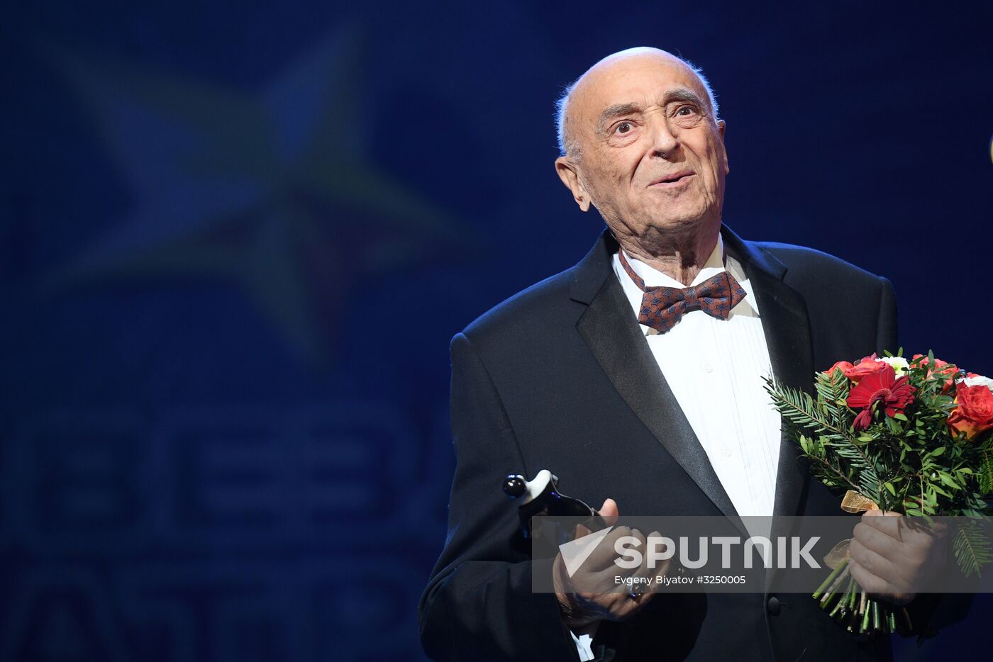 10th Theater-Goer's Star audience awards ceremony