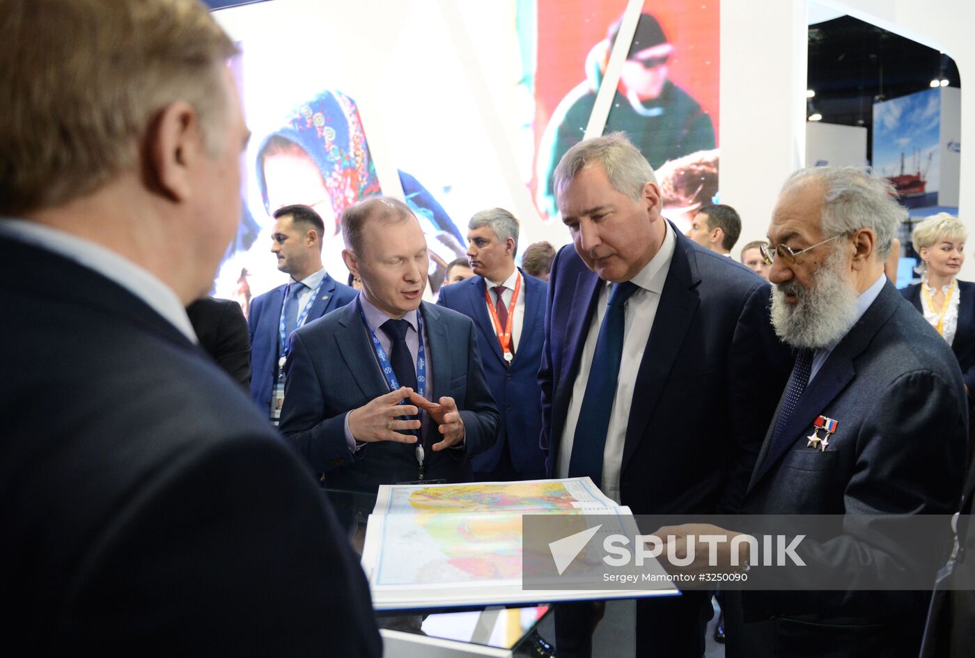 7th International Forum Arctic: Today and the Future. Day two