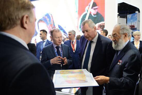 7th International Forum Arctic: Today and the Future. Day two