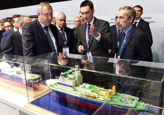 7th International Forum Arctic: Today and the Future. Day two