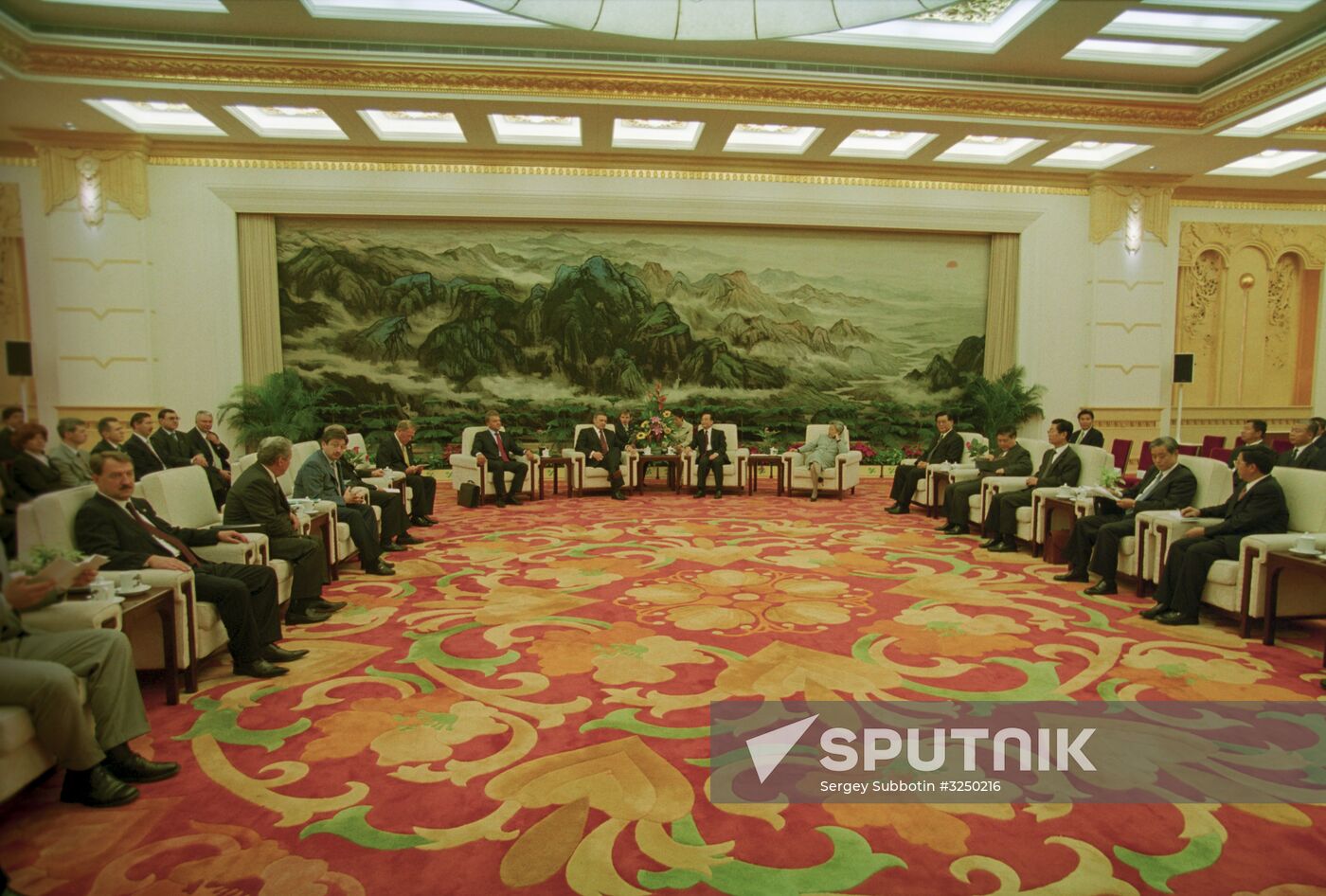 Russian Prime Minister Mikhail Kasyanov's visit to China