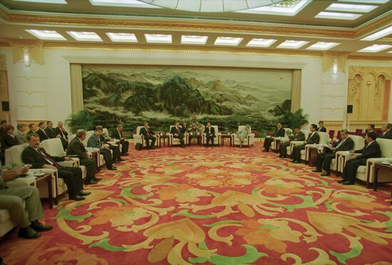 Russian Prime Minister Mikhail Kasyanov's visit to China