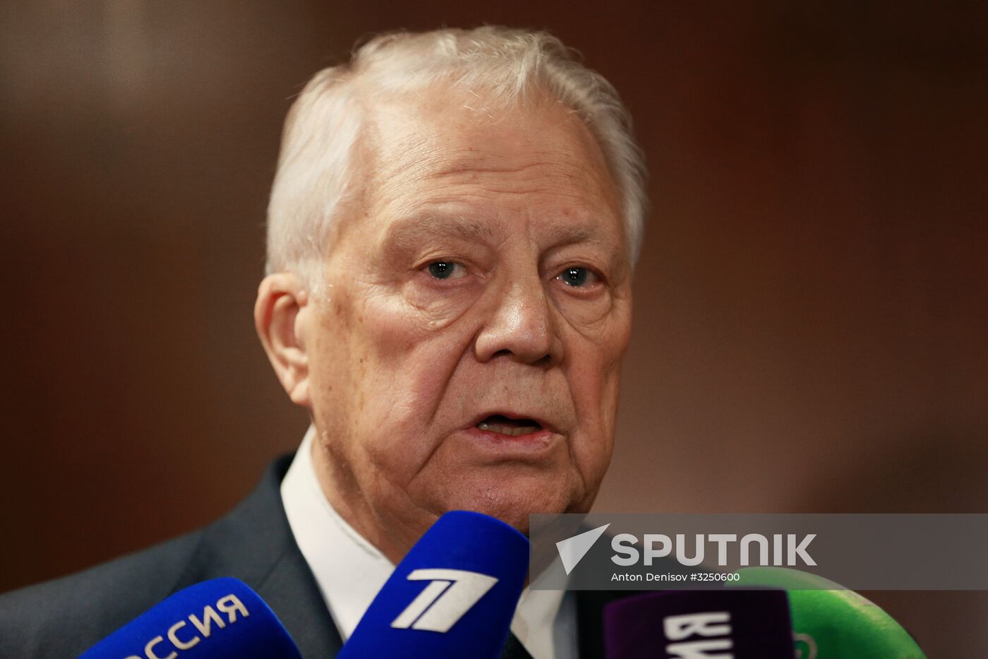 Russia's athletes allowed to compete in 2018 Olympics under neutral flag