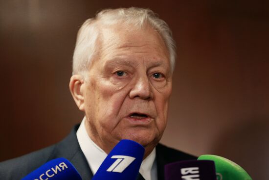Russia's athletes allowed to compete in 2018 Olympics under neutral flag