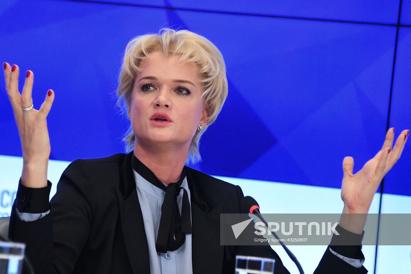 Roundtable meeting on Russia's participation in Olympic Games