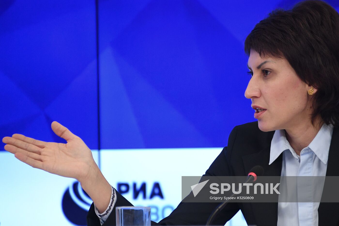 Roundtable meeting on Russia's participation in Olympic Games