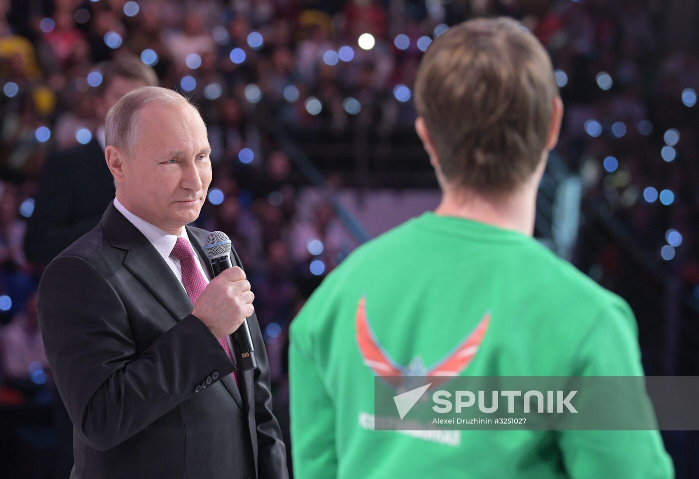President Vladimir Putin at Volunteer of Russia 2017 award ceremony