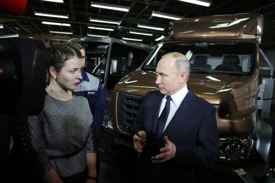 Russian President Vladimir Putin visits Nizhny Novgorod