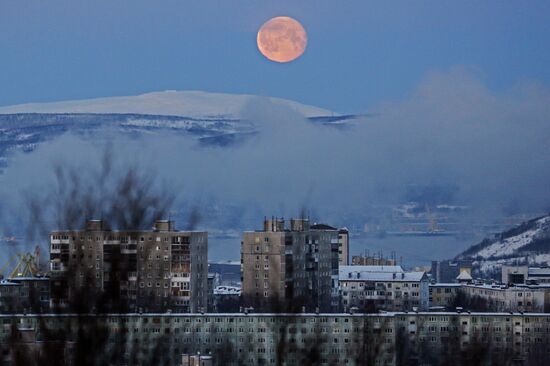 Supermoon in Murmansk