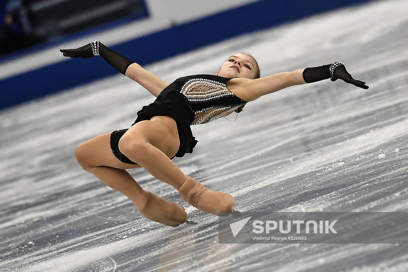 2017–18 ISU Junior Grand Prix Final. Ladies' singles. Short program