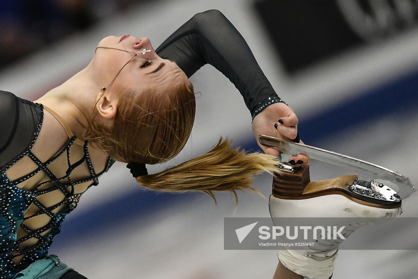 2017–18 ISU Junior Grand Prix Final. Ladies' singles. Short program