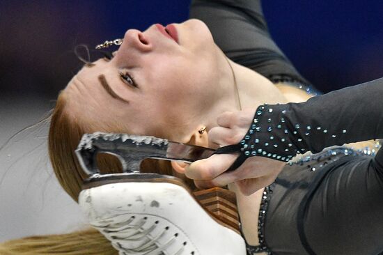 2017–18 ISU Junior Grand Prix Final. Ladies' singles. Short program
