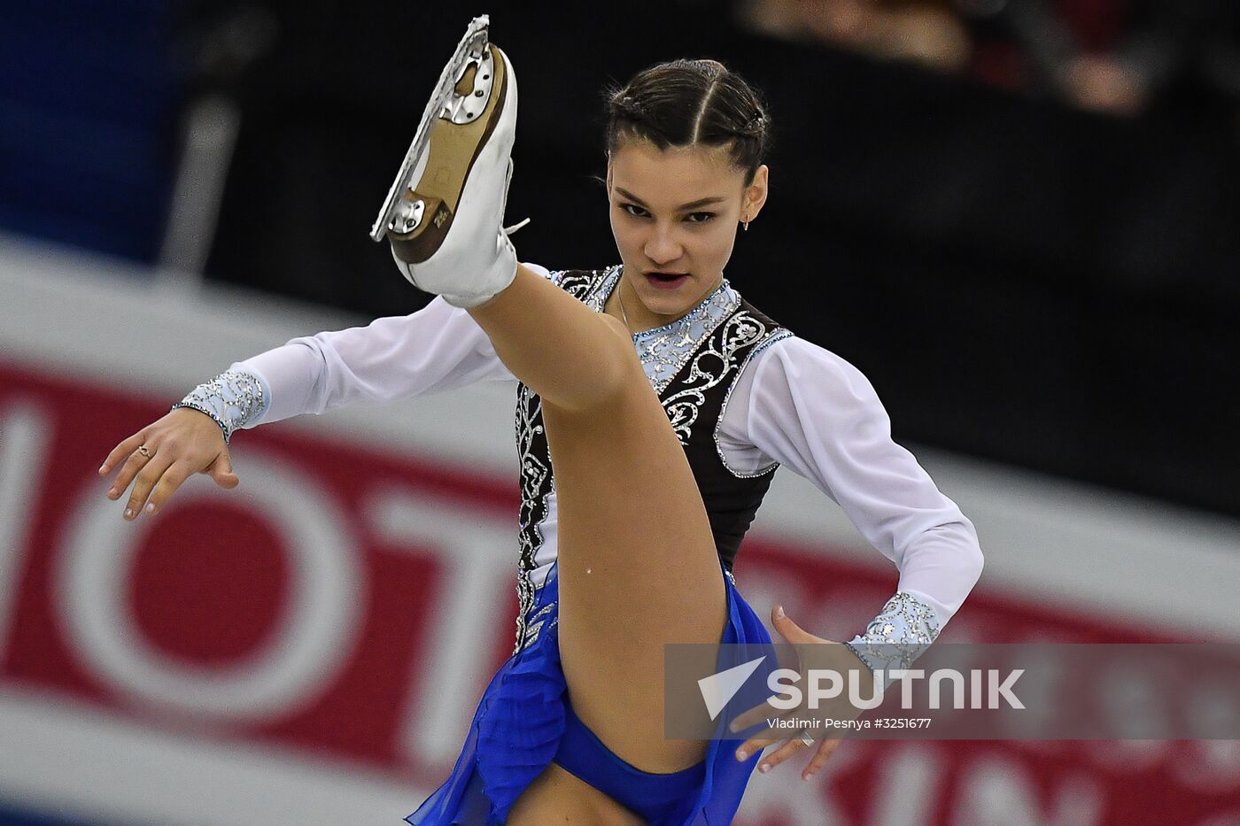 2017–18 ISU Junior Grand Prix Final. Ladies' singles. Short program