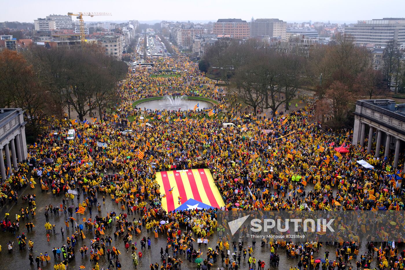 Catalans rally in Brussels in support of Carles Puigdemont