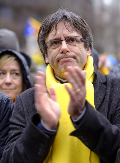 Catalans rally in Brussels in support of Carles Puigdemont