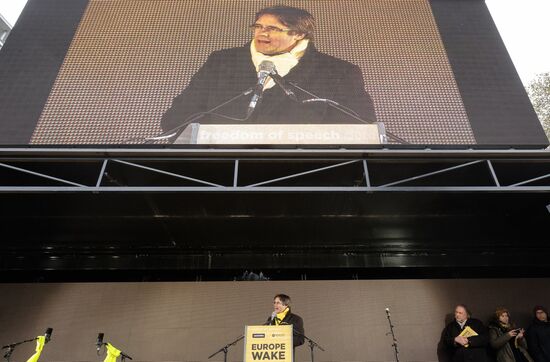 Catalans rally in Brussels in support of Carles Puigdemont
