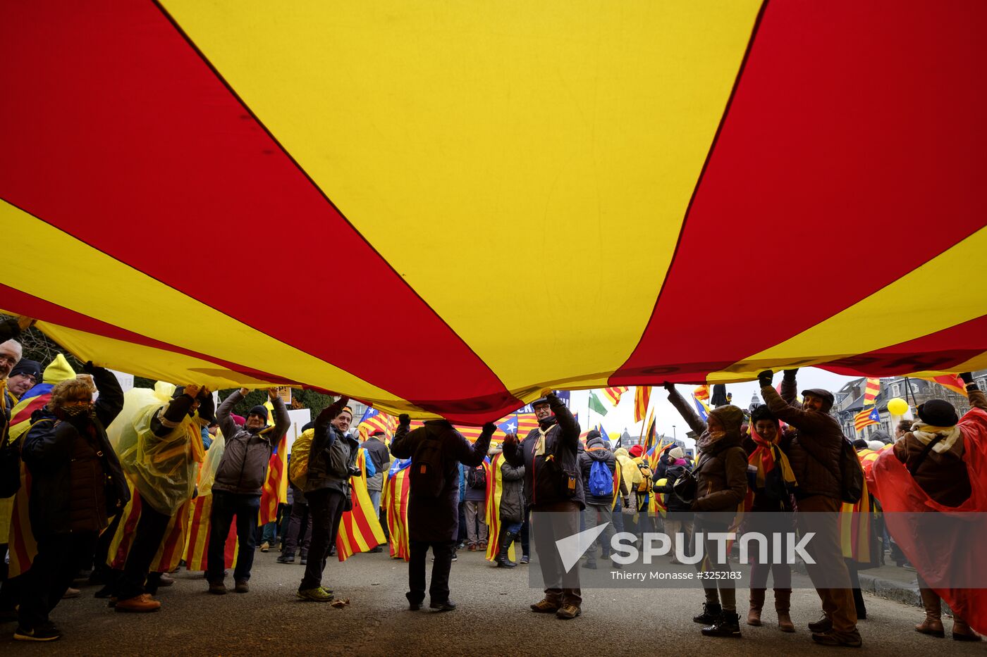 Catalans rally in Brussels in support of Carles Puigdemont