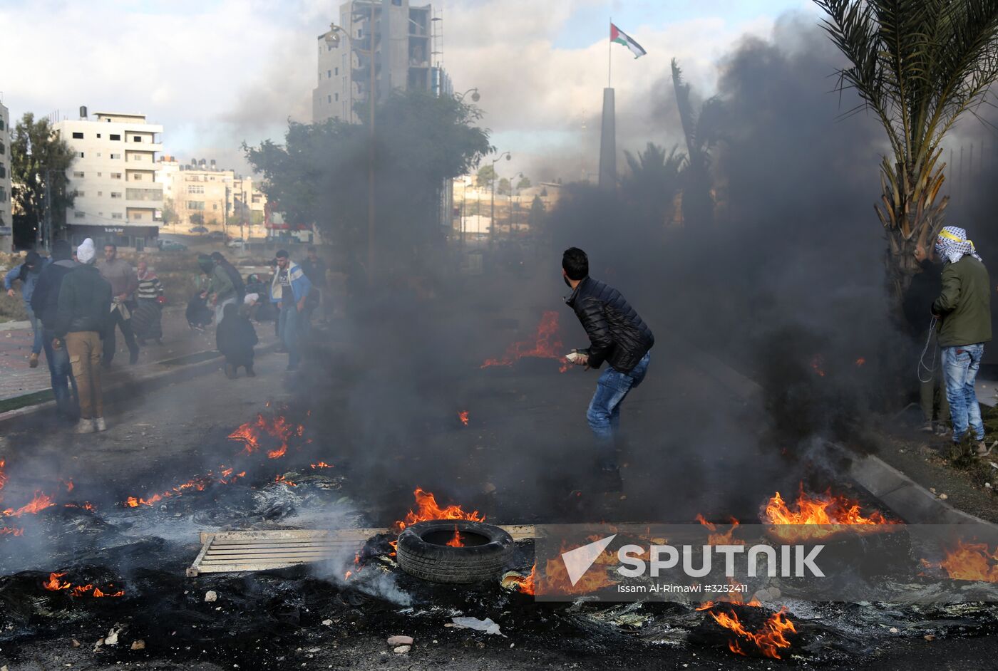 Protests in Palestine against decision to recognize Jerusalem capital of Israel