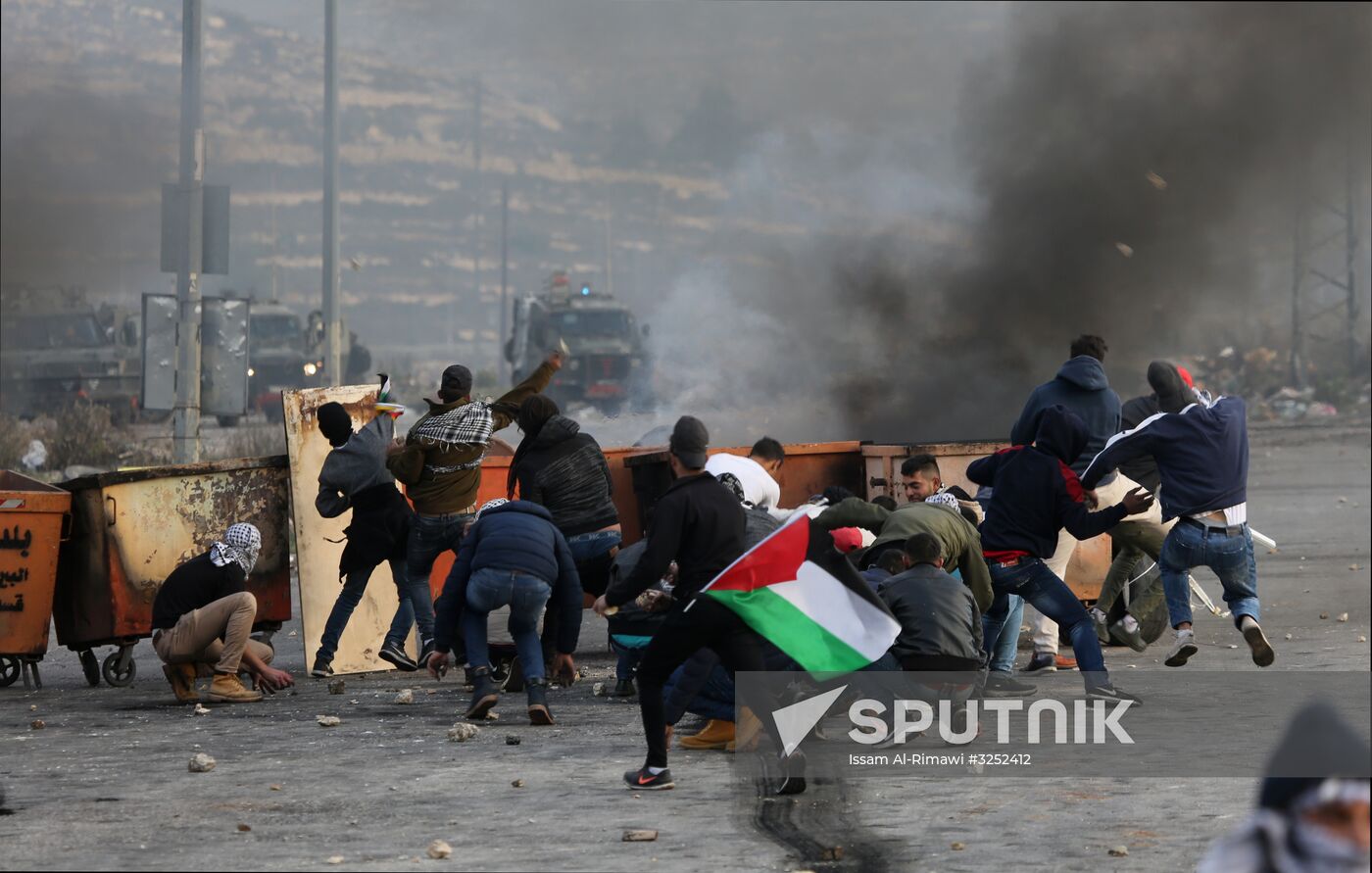 Protests in Palestine against decision to recognize Jerusalem capital of Israel