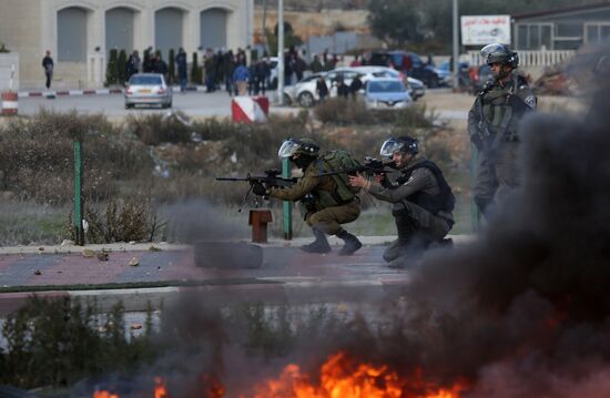 Protests in Palestine against decision to recognize Jerusalem capital of Israel