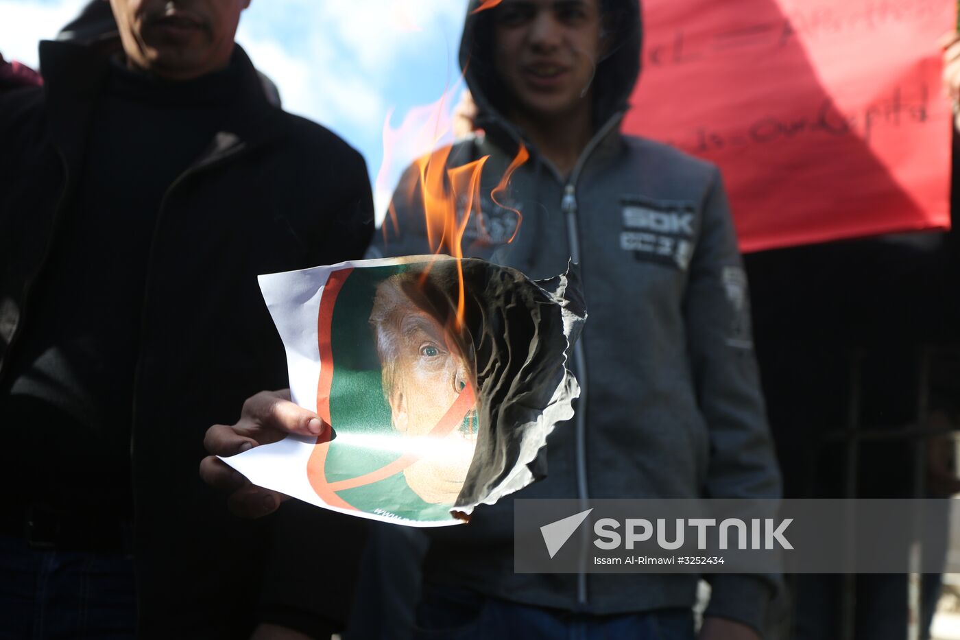 Protests in Palestine against decision to recognize Jerusalem capital of Israel