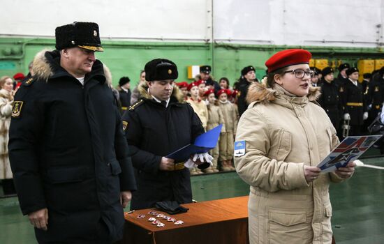 Murmansk Region students enrolled as Yunarmy members aboard Fleet Admiral of the Soviet Union Kuznetsov cruiser