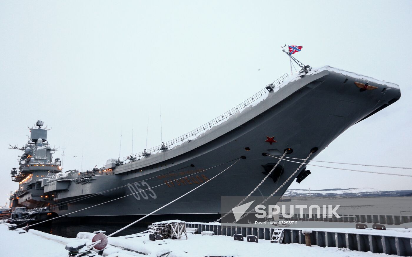Murmansk Region students enrolled as Yunarmy members aboard Fleet Admiral of the Soviet Union Kuznetsov cruiser