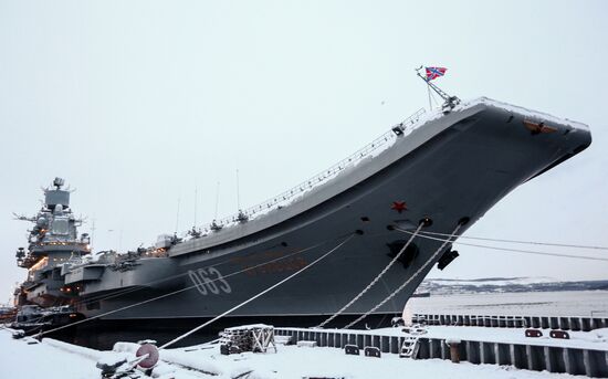 Murmansk Region students enrolled as Yunarmy members aboard Fleet Admiral of the Soviet Union Kuznetsov cruiser