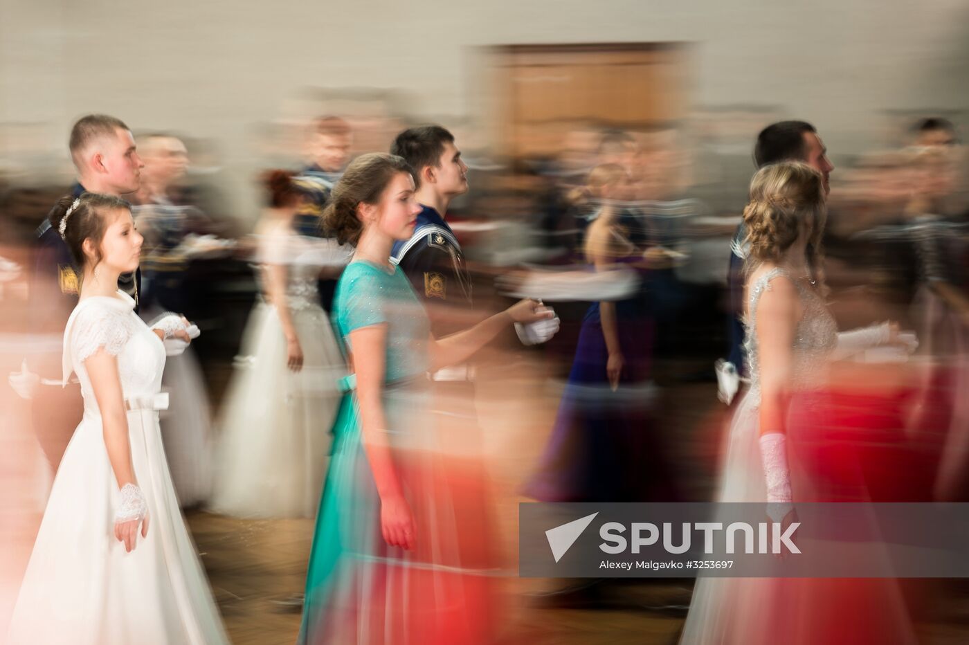Cadets have Autumn Ball in Sevastopol