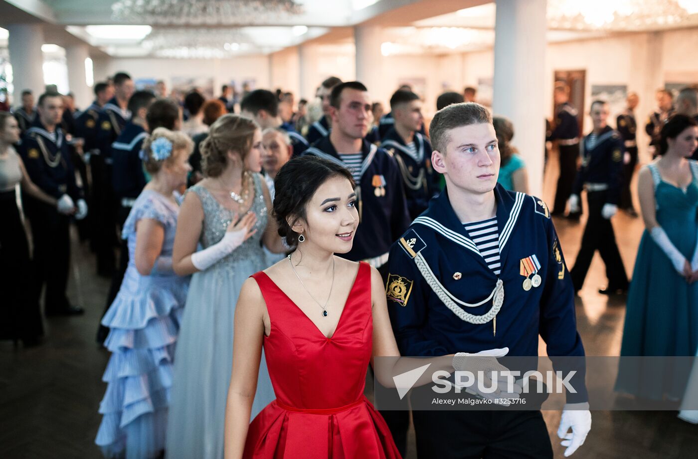 Cadets have Autumn Ball in Sevastopol