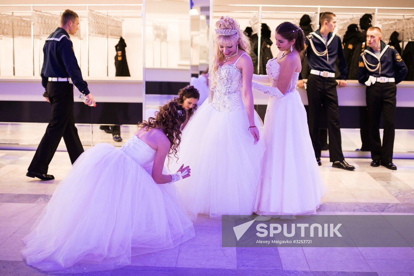 Cadets have Autumn Ball in Sevastopol