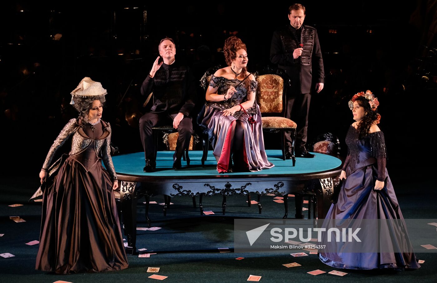 New production of play The Queen of Spades at Helikon Opera theater