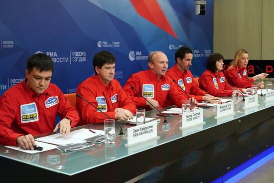 News conference on 2018 Silk Way Rally