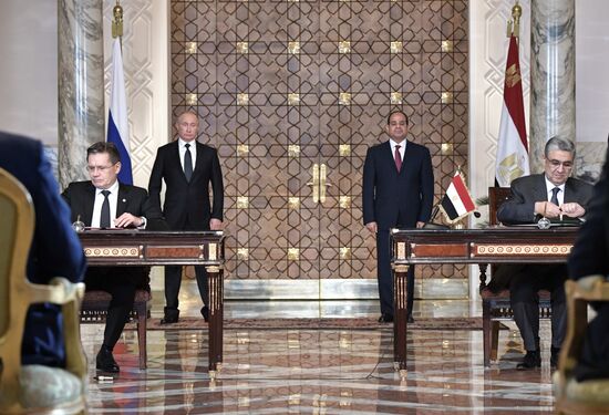 Russian President Vladimir Putin visits Egypt