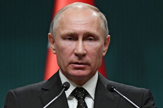 Vladimir Putin pays working visit to Turkey