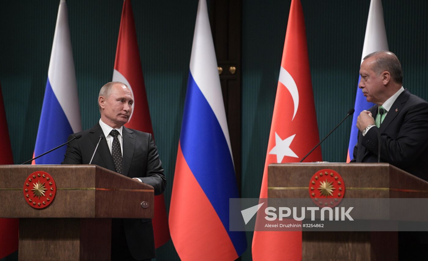 Vladimir Putin pays working visit to Turkey