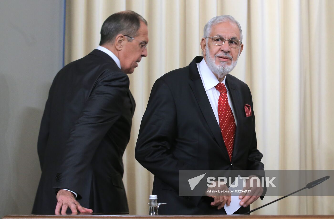 Russian Foreign Minister Sergei Lavrov meets with Libyan Foreign Minister Mohamed Taha Siala
