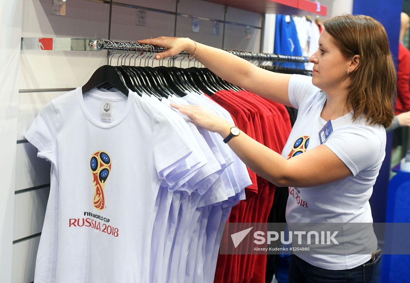 Official 2018 FIFA World Cup souvenirs store opens in Moscow