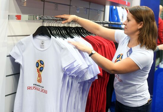Official 2018 FIFA World Cup souvenirs store opens in Moscow