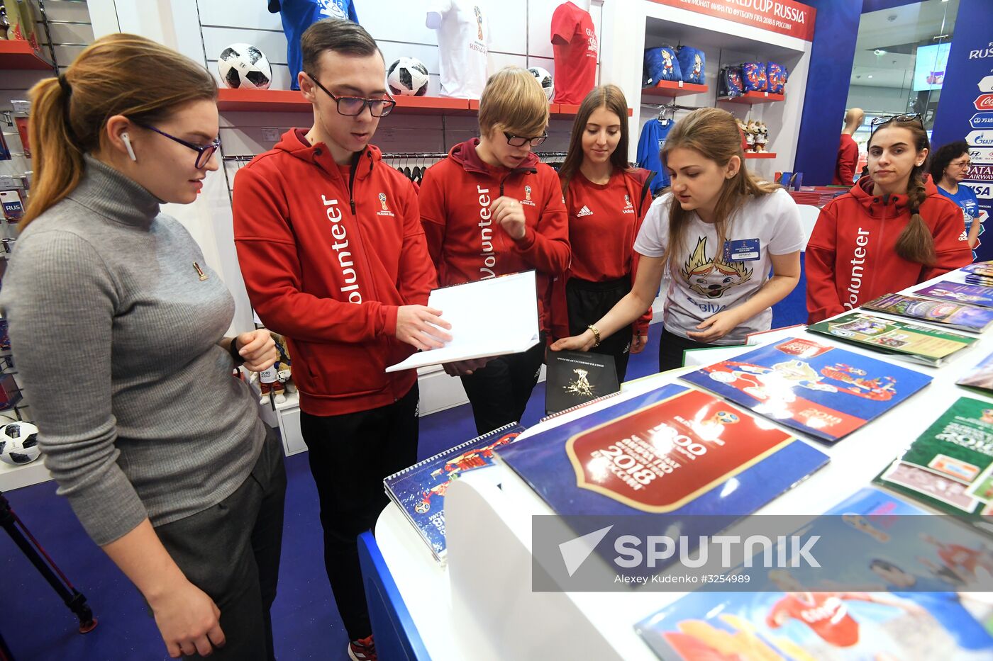 Official 2018 FIFA World Cup souvenirs store opens in Moscow