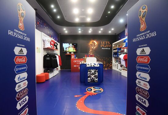 Official 2018 FIFA World Cup souvenirs store opens in Moscow