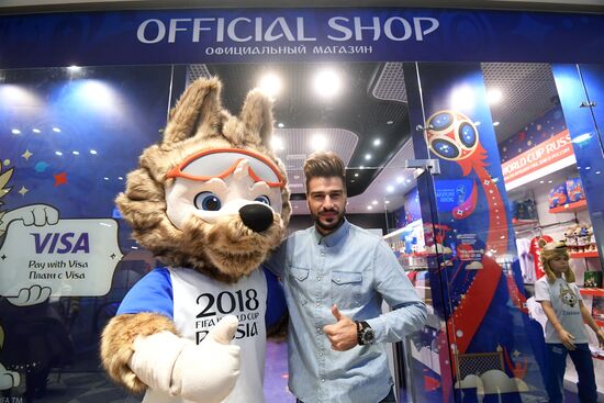Official 2018 FIFA World Cup souvenirs store opens in Moscow