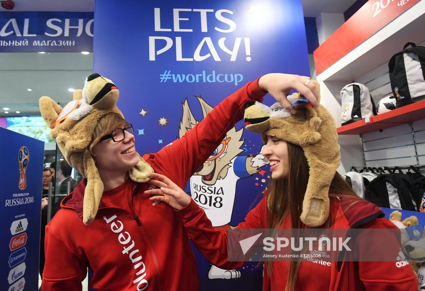 Official 2018 FIFA World Cup souvenirs store opens in Moscow