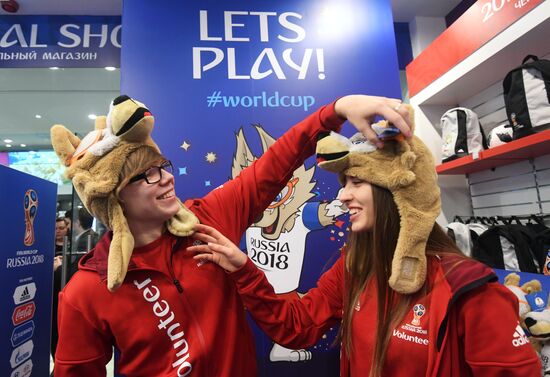 Official 2018 FIFA World Cup souvenirs store opens in Moscow