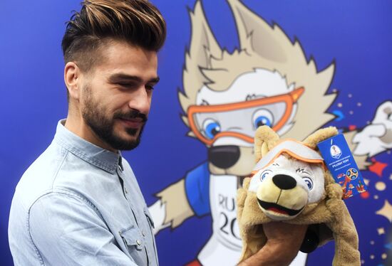 Official 2018 FIFA World Cup souvenirs store opens in Moscow