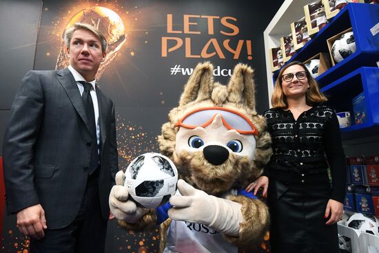 Official 2018 FIFA World Cup souvenirs store opens in Moscow