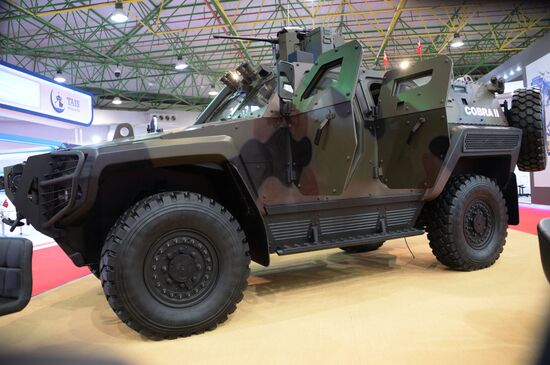 Gulf Defence & Aerospace 2017 international exhibition for arms and military equipment