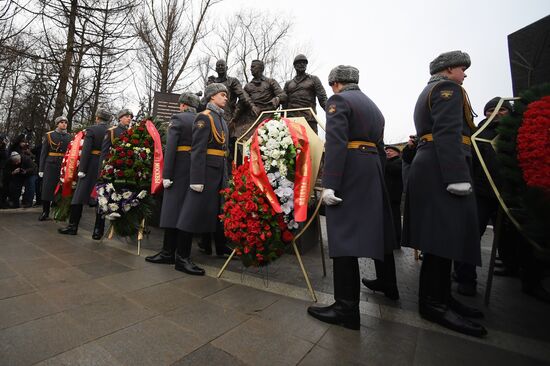 Monument to Chernobyl nuclear disaster relief workers unveiled